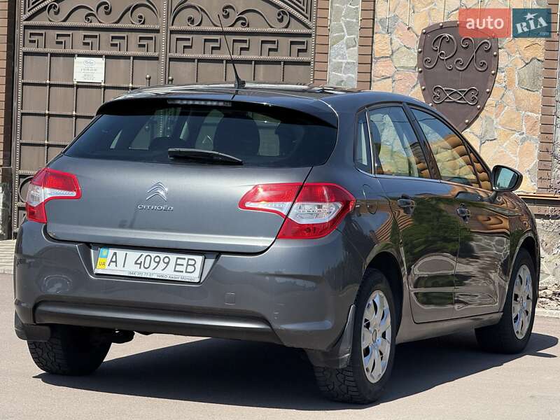 Хэтчбек Citroen C4 2012 в Киеве