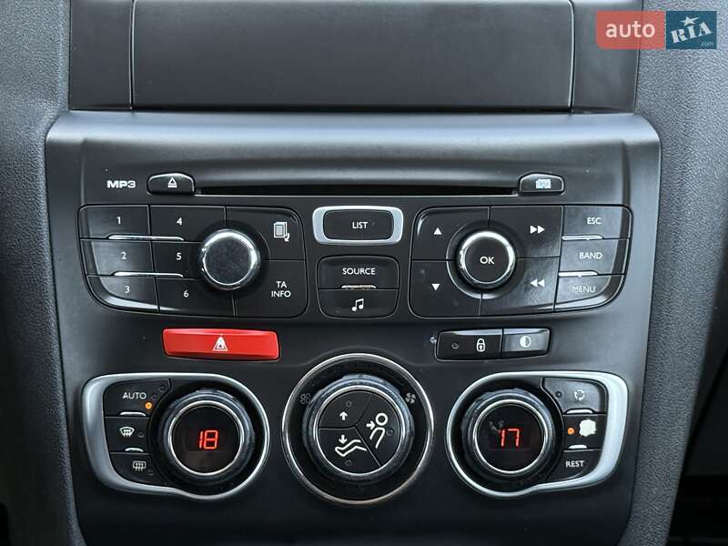Хэтчбек Citroen C4 2012 в Киеве