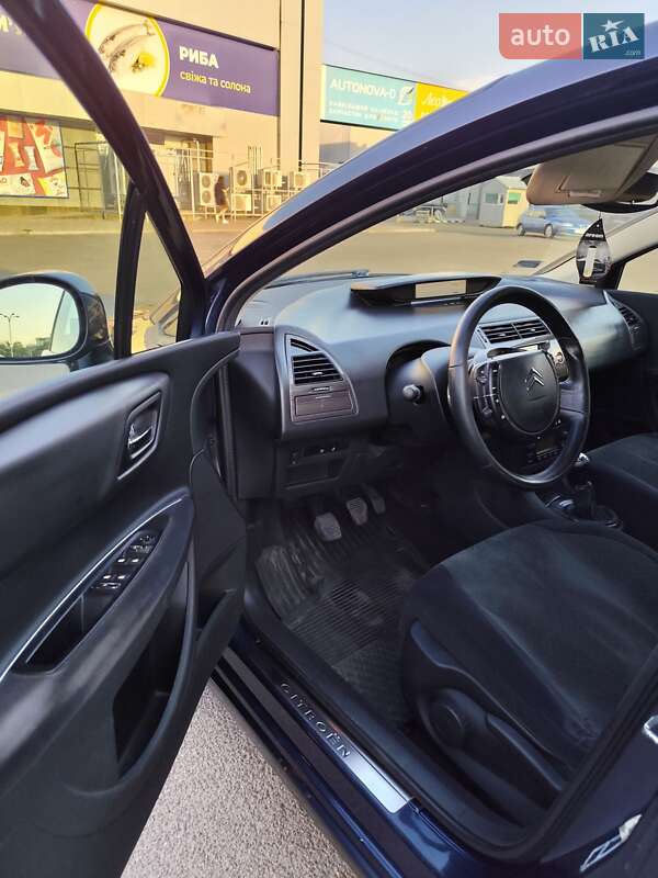 Хэтчбек Citroen C4 2008 в Полтаве