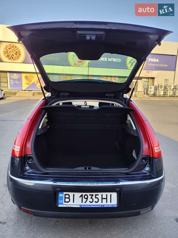 Хэтчбек Citroen C4 2008 в Полтаве