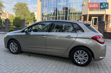 Хэтчбек Citroen C4 2011 в 
