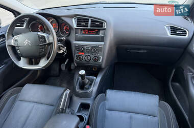 Хэтчбек Citroen C4 2011 в 