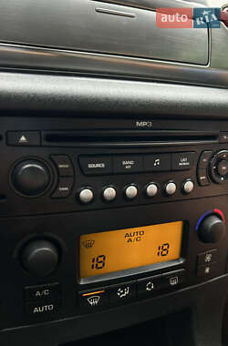 Купе Citroen C4 2009 в 
