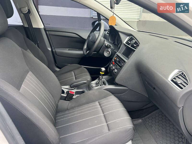 Хэтчбек Citroen C4 2012 в Киеве