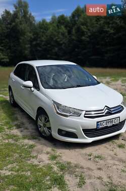 Хэтчбек Citroen C4 2011 в 