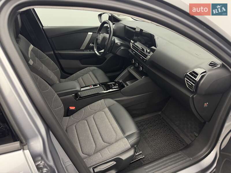 Хэтчбек Citroen C4 2022 в Киеве