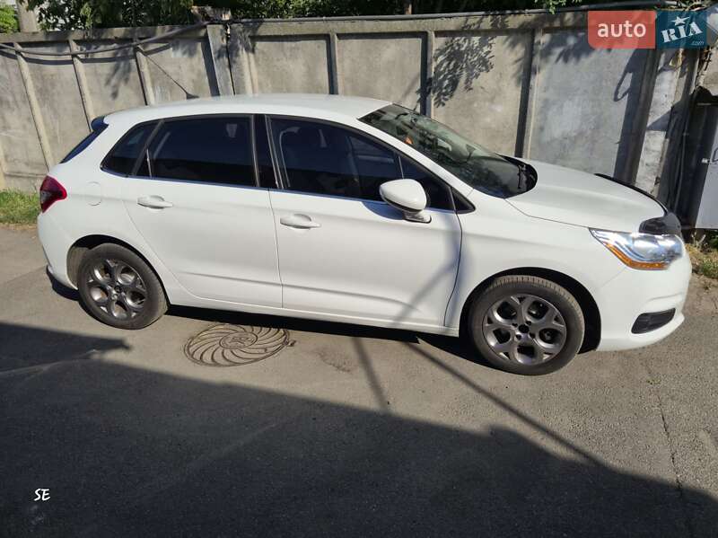 Хетчбек Citroen C4 2013 в Києві