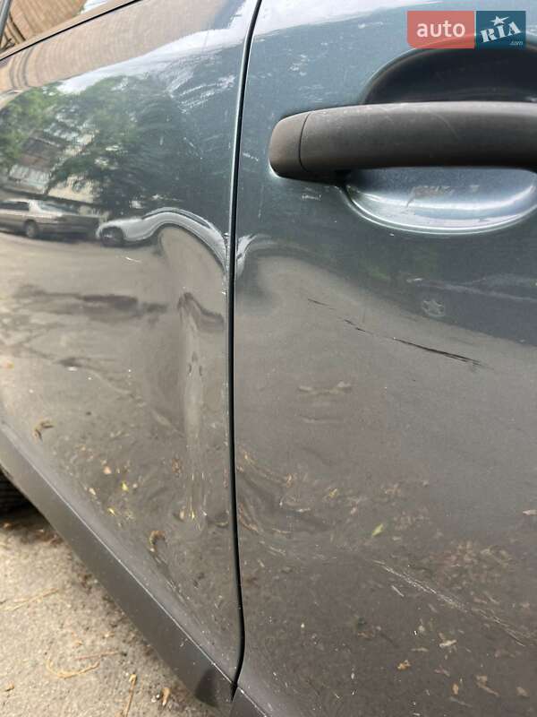 Хэтчбек Citroen C4 2007 в Киеве
