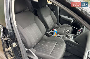 Хэтчбек Citroen C4 2012 в 