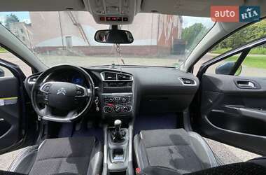 Хэтчбек Citroen C4 2011 в 