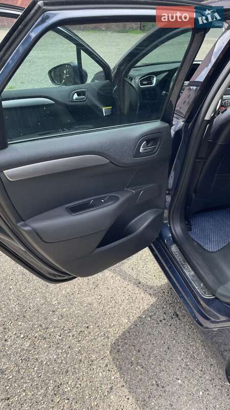 Хэтчбек Citroen C4 2011 в Ивано-Франковске