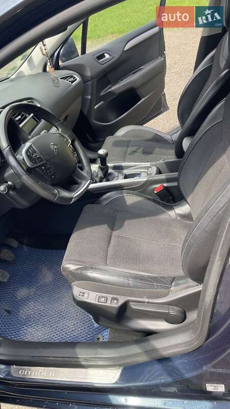 Хэтчбек Citroen C4 2011 в Ивано-Франковске