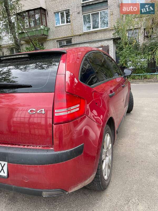 Хетчбек Citroen C4 2010 в Києві