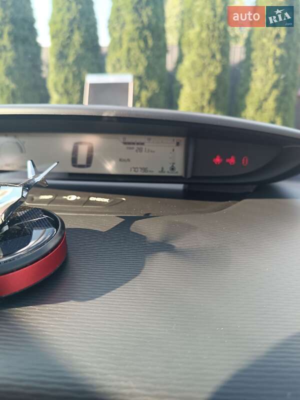 Хэтчбек Citroen C4 2008 в Млинове