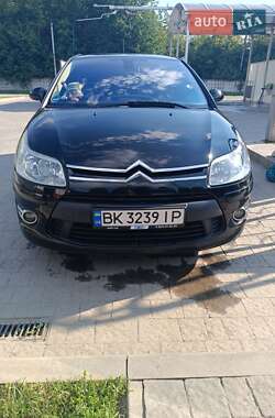 Хэтчбек Citroen C4 2008 в Млинове