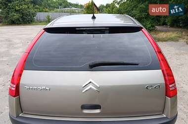 Хэтчбек Citroen C4 2010 в 