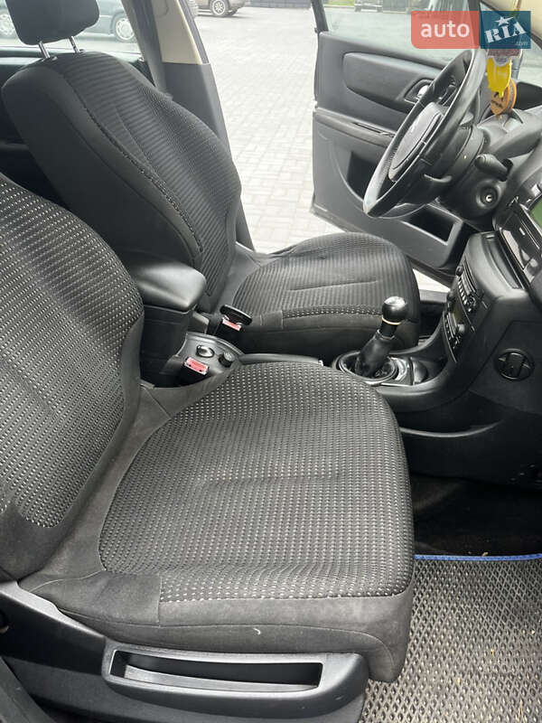 Хэтчбек Citroen C4 2008 в Костополе фото 10 Хэтчбек Citroen C4 2008 в Костополе