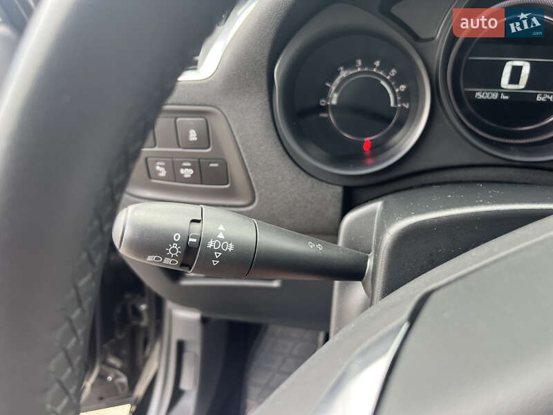 Хэтчбек Citroen C4 2017 в Полтаве