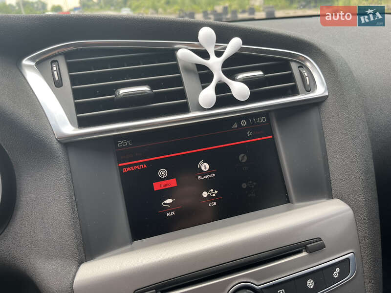 Хэтчбек Citroen C4 2017 в Полтаве