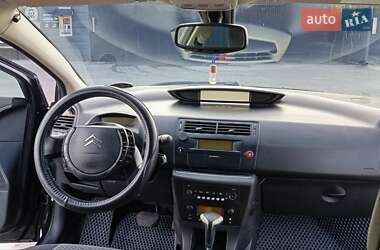 Хэтчбек Citroen C4 2005 в 