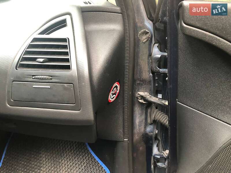 Хэтчбек Citroen C4 2009 в Ровно