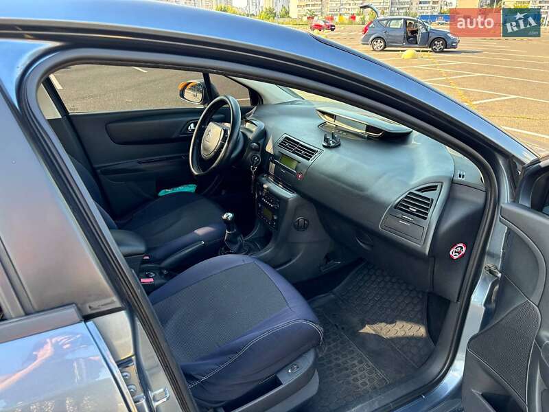 Хэтчбек Citroen C4 2007 в Киеве