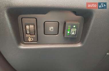 Хетчбек Citroen C4 2012 в 