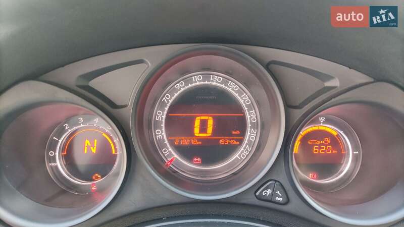 Хэтчбек Citroen C4 2014 в Киеве фото 3 Хэтчбек Citroen C4 2014 в Киеве