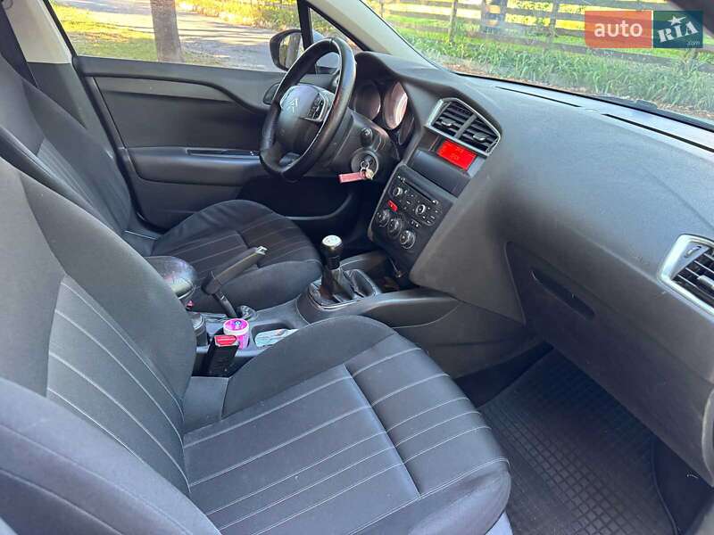 Хэтчбек Citroen C4 2011 в Киеве фото 20 Хэтчбек Citroen C4 2011 в Киеве