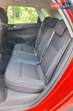 Хэтчбек Citroen C4 2017 в 