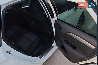 Хэтчбек Citroen C4 2013 в 