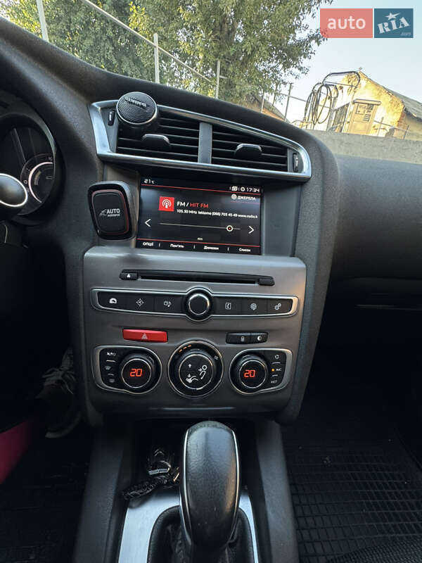 Хэтчбек Citroen C4 2017 в Кропивницком