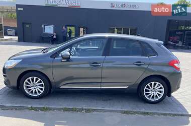 Хэтчбек Citroen C4 2012 в 