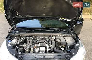 Хэтчбек Citroen C4 2013 в 