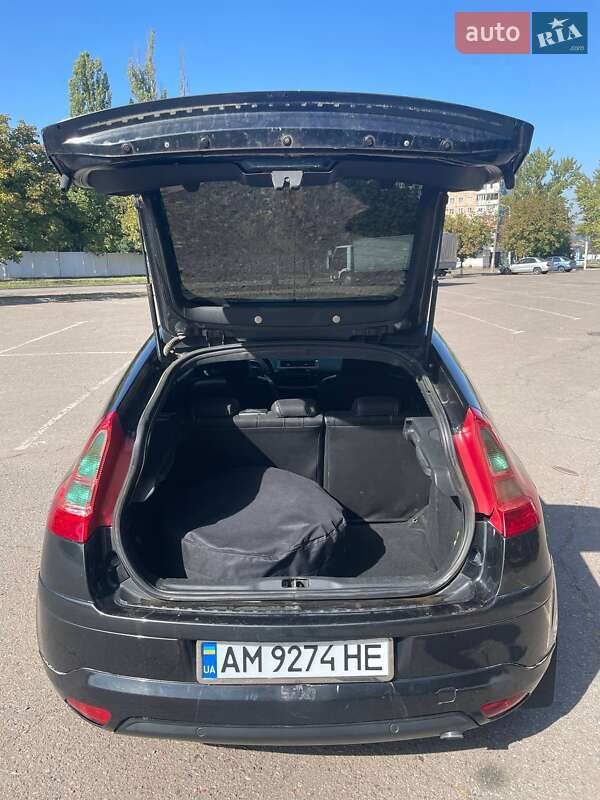 Купе Citroen C4 2006 в Кривом Роге