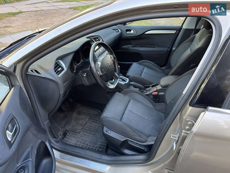 Хэтчбек Citroen C4 2013 в Киеве