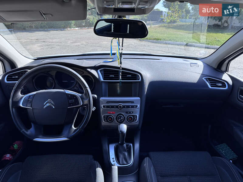 Хэтчбек Citroen C4 2015 в Киеве