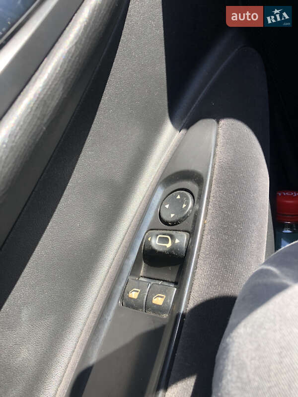 Хэтчбек Citroen C4 2006 в Львове фото 9 Хэтчбек Citroen C4 2006 в Львове