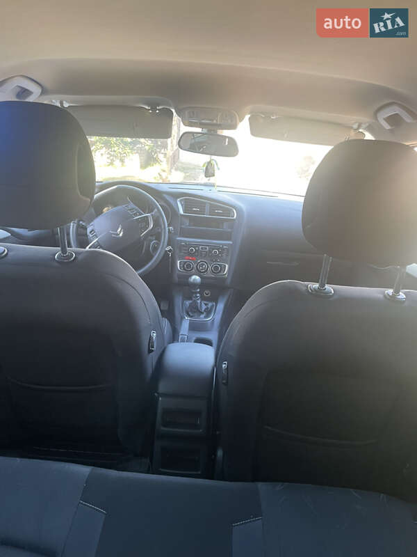 Хэтчбек Citroen C4 2011 в Самборе фото 9 Хэтчбек Citroen C4 2011 в Самборе