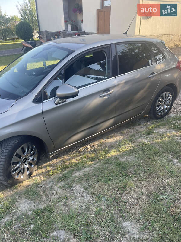 Хэтчбек Citroen C4 2011 в Самборе фото 16 Хэтчбек Citroen C4 2011 в Самборе