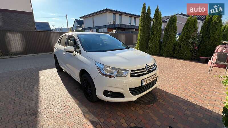 Хэтчбек Citroen C4 2013 в Киеве