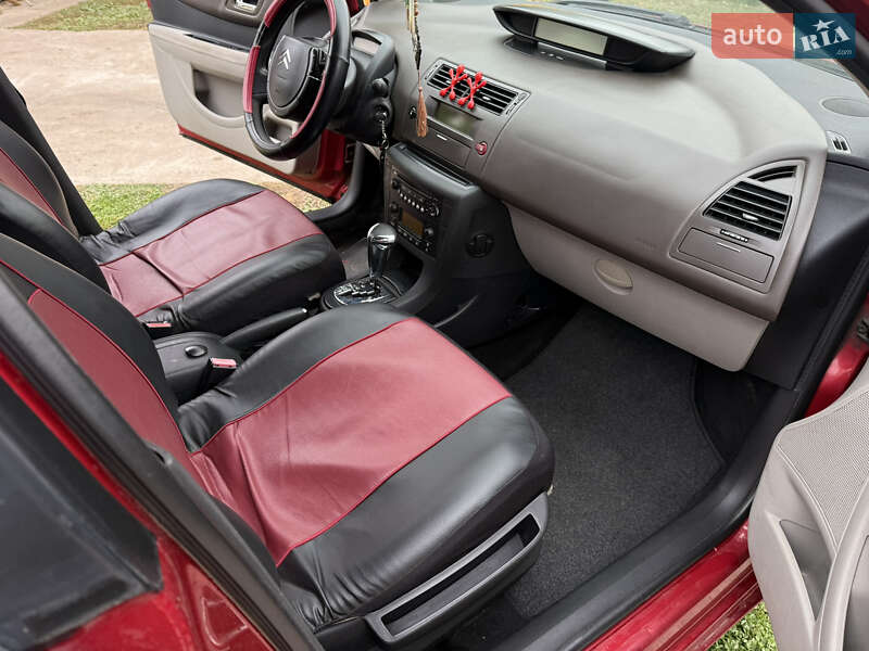 Хэтчбек Citroen C4 2006 в Прилуках