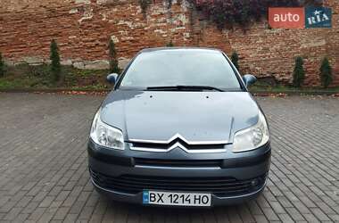 Хетчбек Citroen C4 2004 в  фото 2 Хетчбек Citroen C4 2004 в