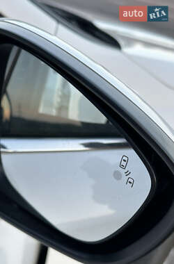 Хэтчбек Citroen C4 2012 в 