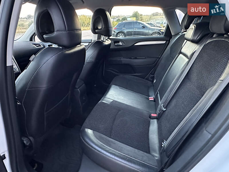 Хэтчбек Citroen C4 2012 в Ровно