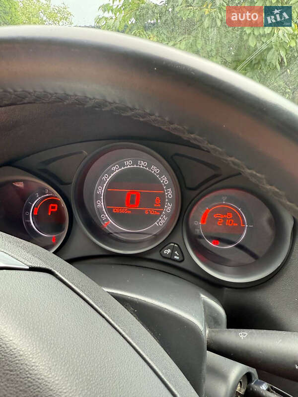 Хэтчбек Citroen C4 2012 в Каменец-Подольском