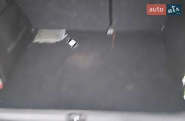 Седан Citroen C4 2012 в  фото 41 Седан Citroen C4 2012 в