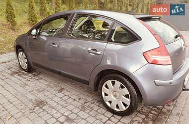 Хэтчбек Citroen C4 2009 в 