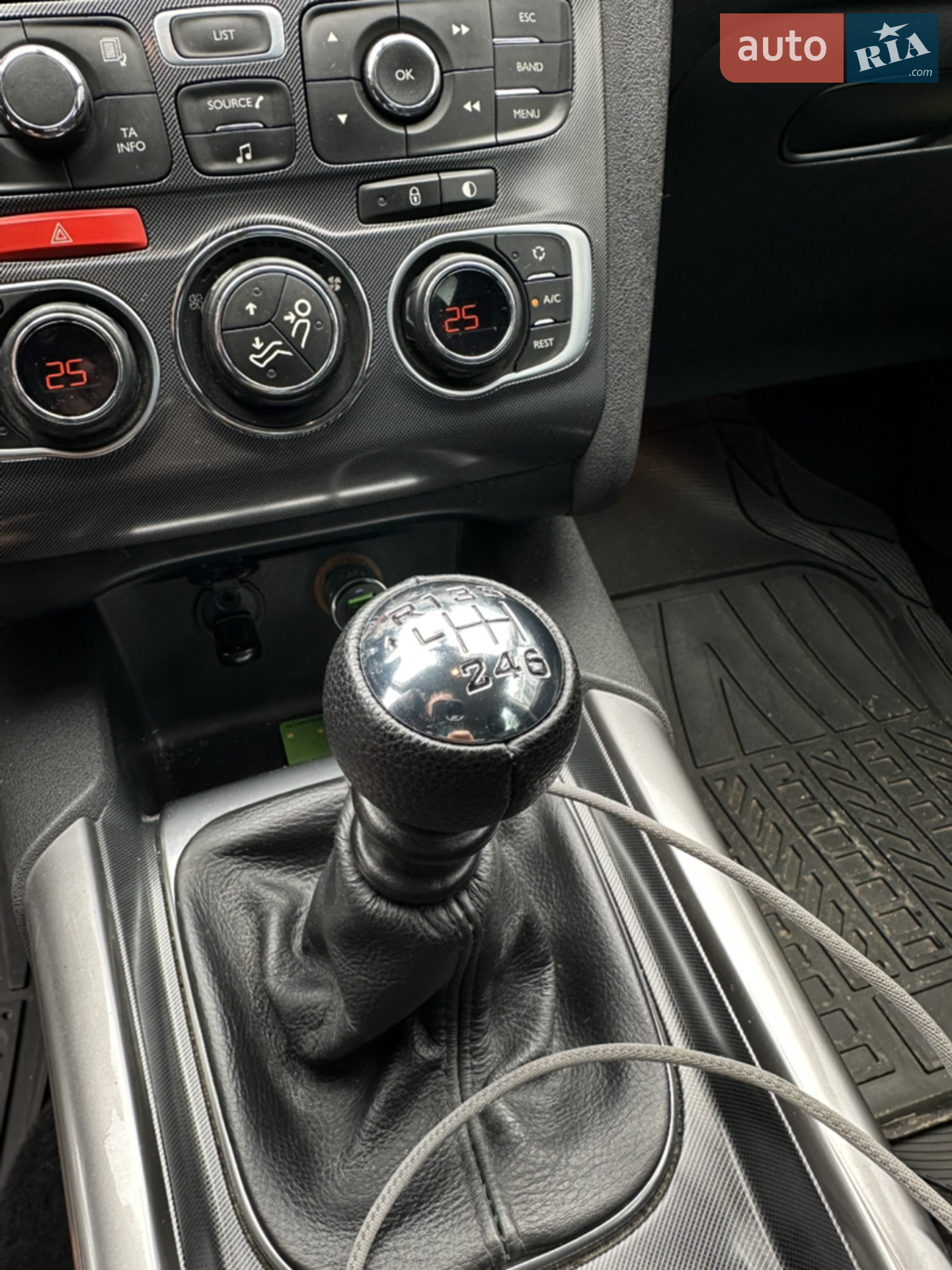 2011 Citroen C4 - мініатюра 12