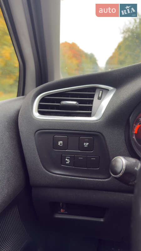 Хэтчбек Citroen C4 2011 в Львове фото 13 Хэтчбек Citroen C4 2011 в Львове